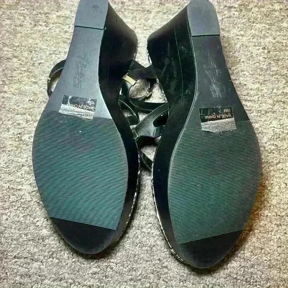 Thalia Slip On Sandles Size 10M Black Leather/ NWOB - Picture 5 of 6